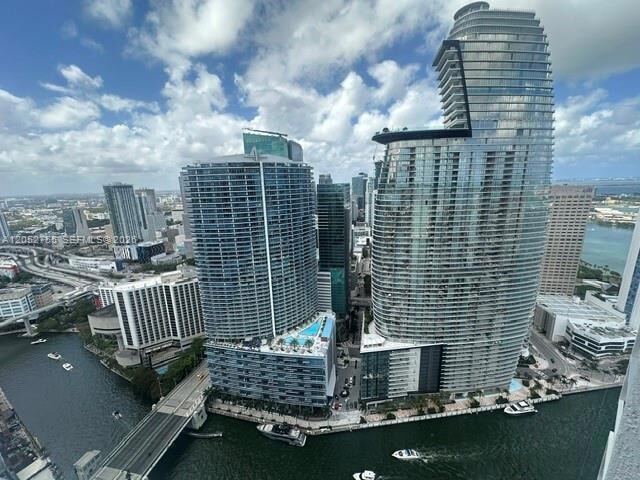 Photo - 475 Brickell Ave Unit 5010 Apartment