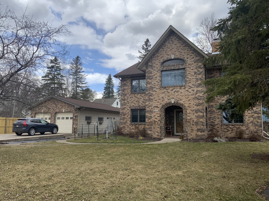 Primary Photo - 5317 Glenwood St