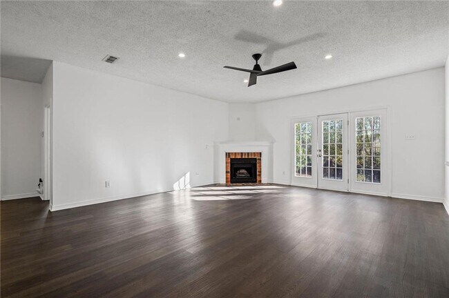 Foto del edificio - 1263 Smithfield Rd E