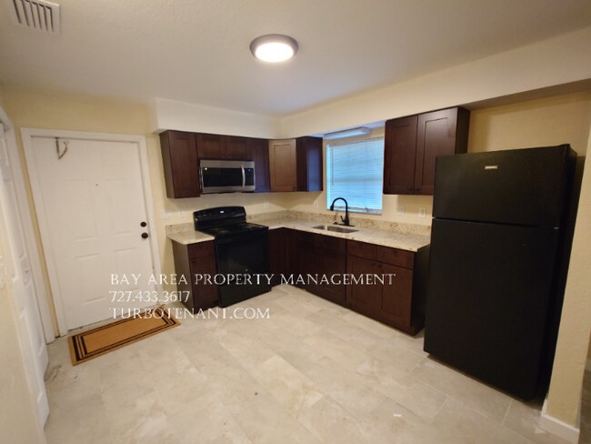 Foto del edificio - 917 Jensen Ave