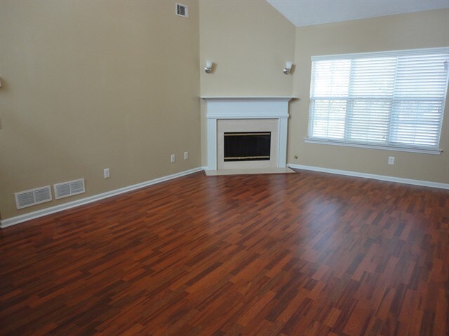 Building Photo - 3467 English Oaks Dr NW