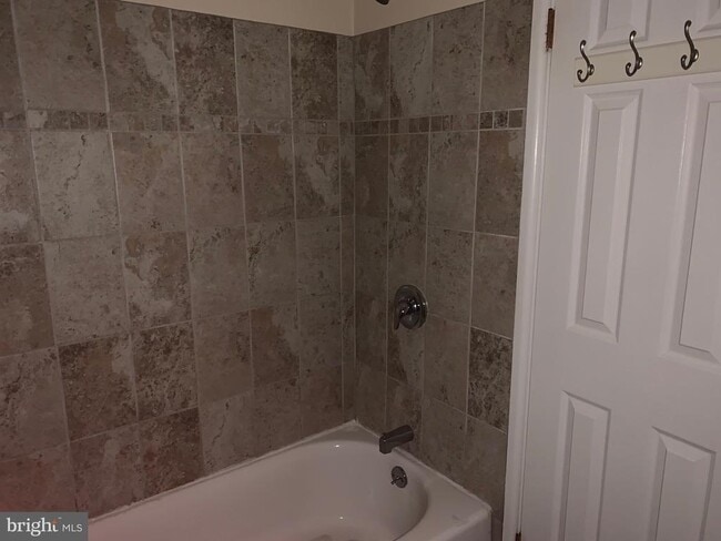 Building Photo - 9942 Lackland Dr