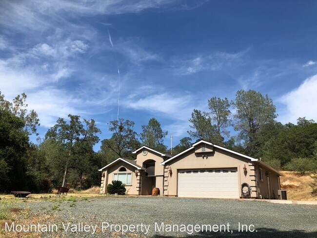 Building Photo - 3 br, 2 bath House - 21667 McDaniel Rd
