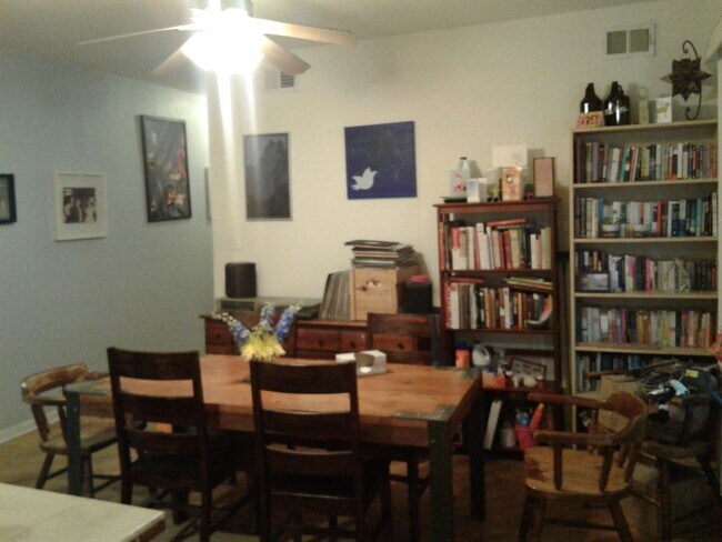 Foto del edificio - Spacious 2 Bedroom in Uptown