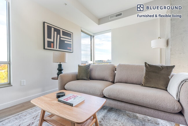 Building Photo - 301 M St SW Building Photo - 301 M St SW