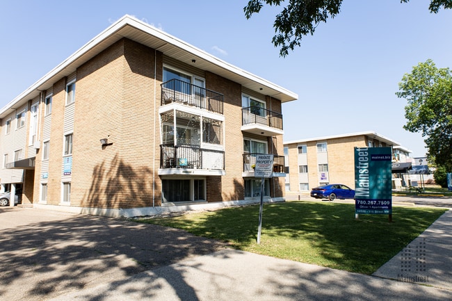 Photo du bâtiment - Oliver 1 Apartments