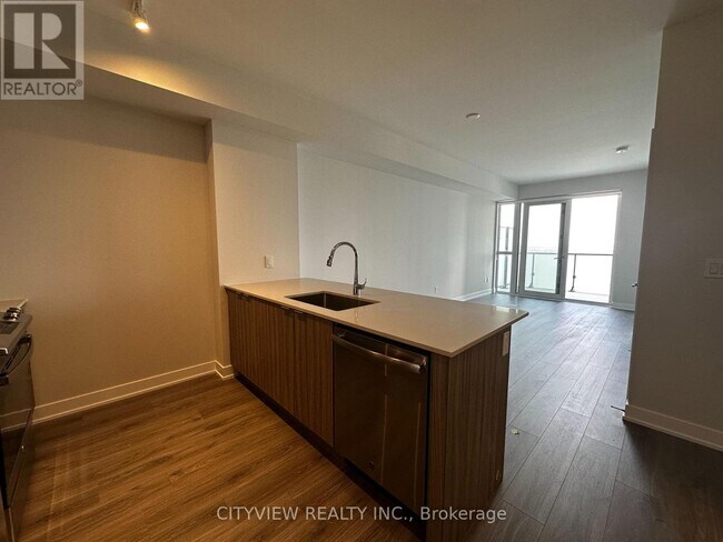 Building Photo - 430-2430 Square One Dr