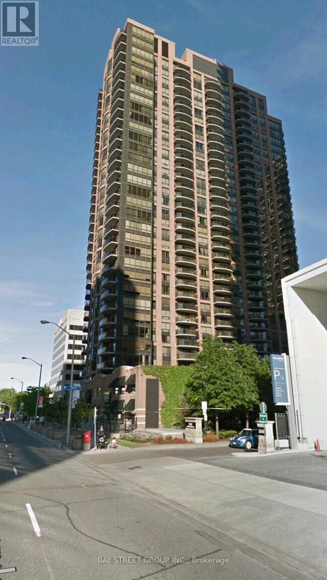 Building Photo - 33 Sheppard Ave E