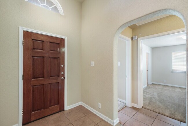 Building Photo - 7218 Glen Ellen Bay