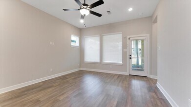 Building Photo - 15607 Rising Wren Ct