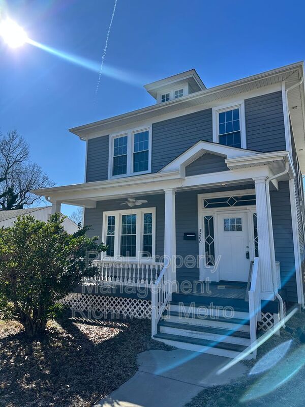 Primary Photo - 3200 Fendall Ave