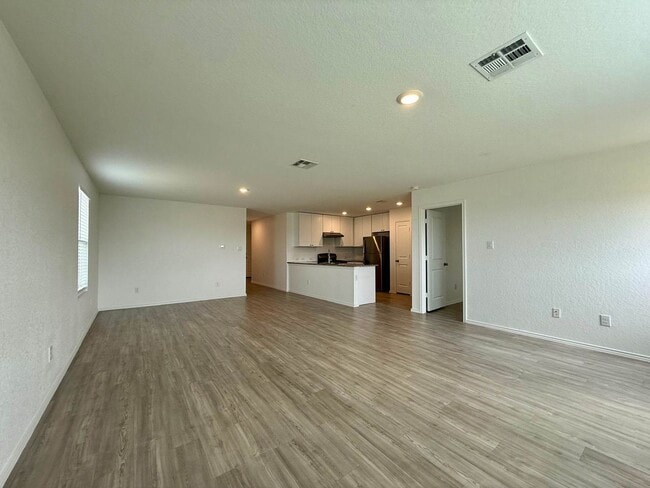 Building Photo - 5506 Basil Chase