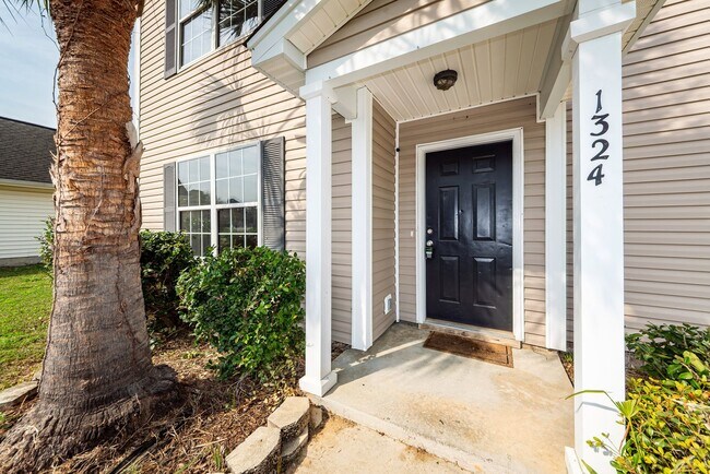Foto del edificio - 5 Bedroom 2.5 Bath Home in St. James Estates - Goose Creek