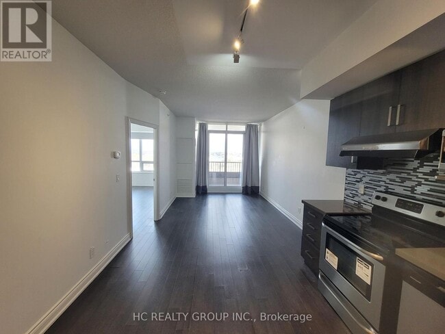 Building Photo - 89 S Town Centre Blvd