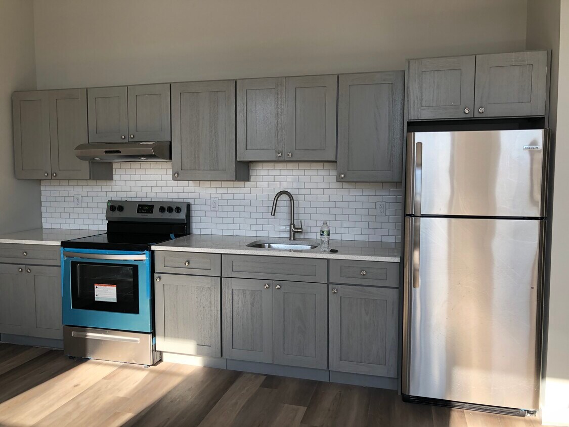 Foto principal - 136 Washington St