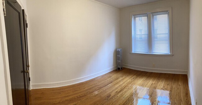 Foto del edificio - 7921 S Wood St