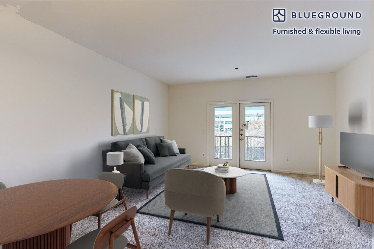 Foto principal - 998 Stewart Ave