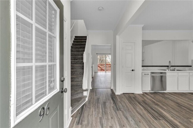 Foto del edificio - 9155 Nesbit Ferry Rd