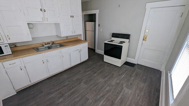 Foto del edificio - 759 Erie St S