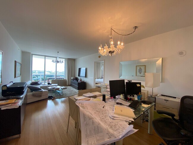 Foto del edificio - 9559 Collins Ave