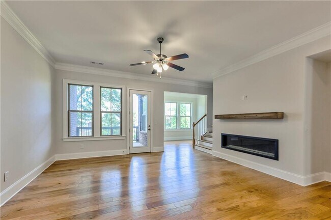 Building Photo - 1642 Canopy Chase NE