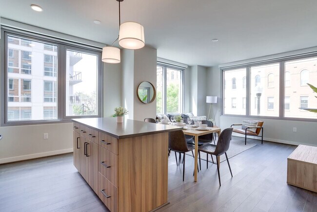 Foto del edificio - 1122 N Hudson St