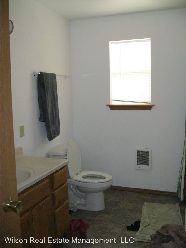 Building Photo - 11141 Roza Hill Dr