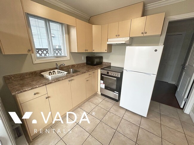 Building Photo - Knight 1 Bedroom Basement Suite For Rent 2...