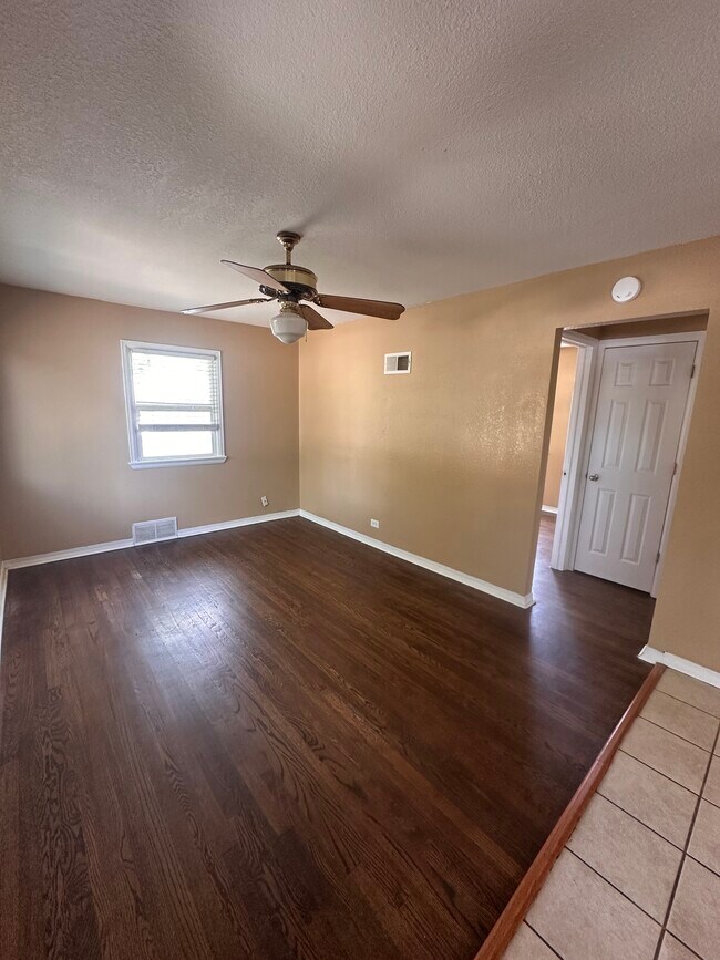 Sala de estar - 814 Julian St