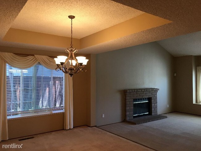 Building Photo - 4 br, 3 bath House - 3537 Edgeman Court