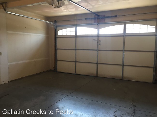 Building Photo - 3215 WARBLER Way