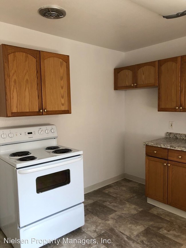 Foto del edificio - 1823-1825 Madrone Ave