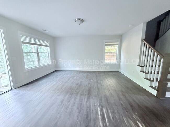 Foto del edificio - 5210 Phoenix St