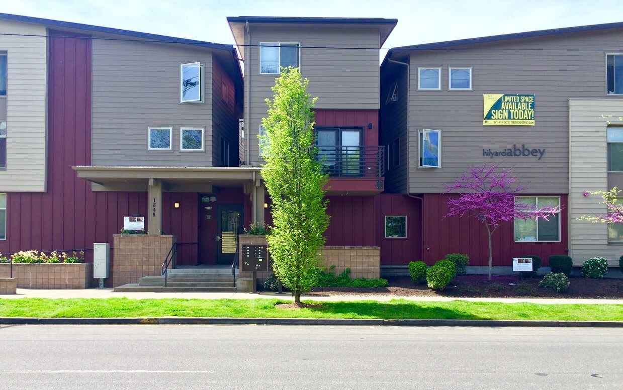 1848 Hilyard St, Eugene, OR 97401 Townhome Rentals in Eugene OR