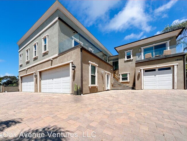 Building Photo - 5 br, 5 bath House - 1204 Oak Avenue