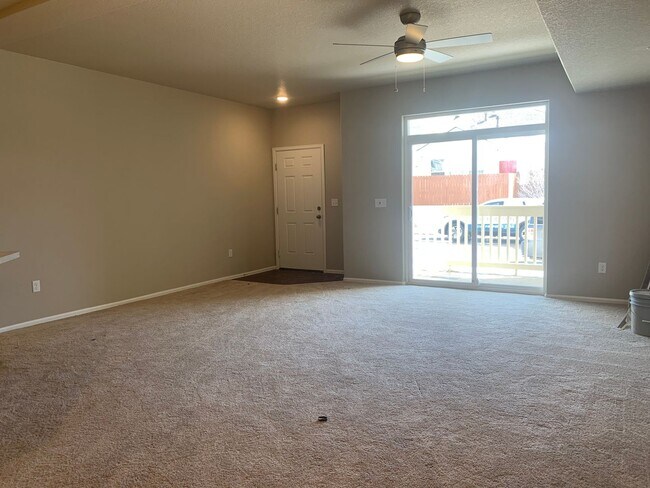 Building Photo - 2 WEEKS FREE! Townhome with Garage!