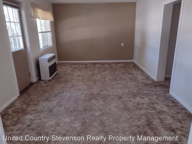 Building Photo - 3 br, 1 bath House - 650 Lincoln St