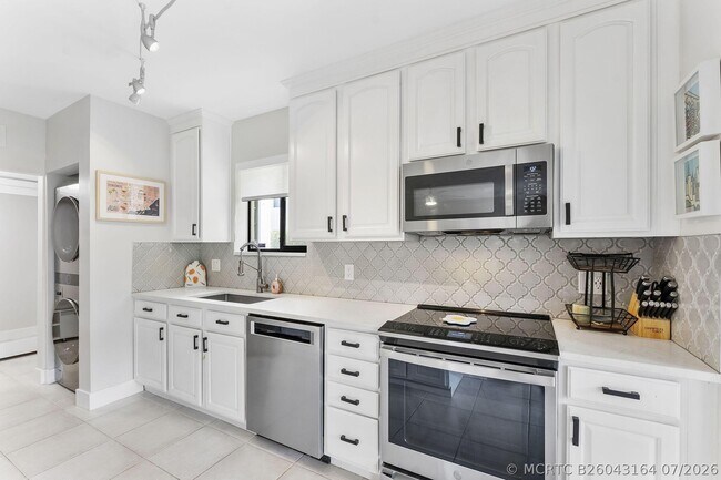 Foto del edificio - 6314 Longboat Ln W