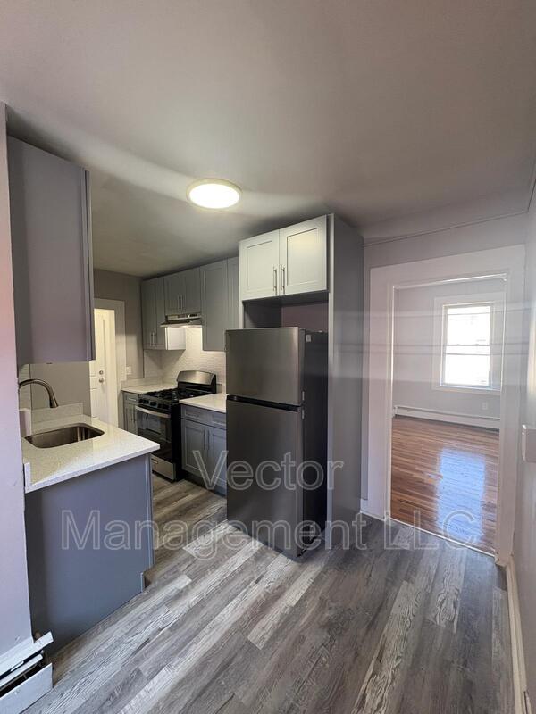 Building Photo - 1160 Dixwell Ave