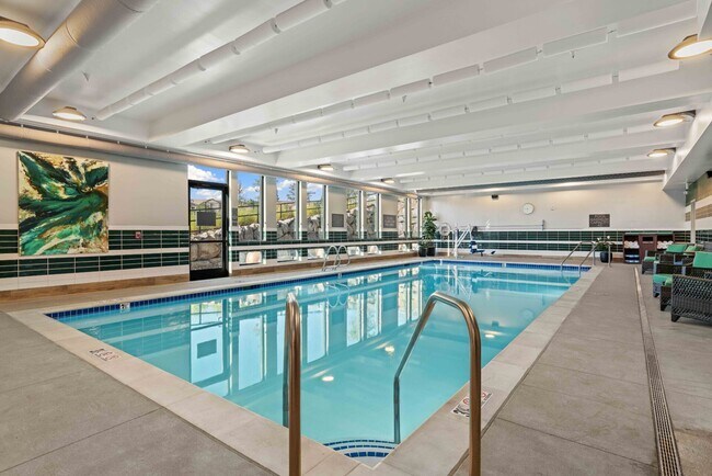 Foto del edificio - Revel Folsom