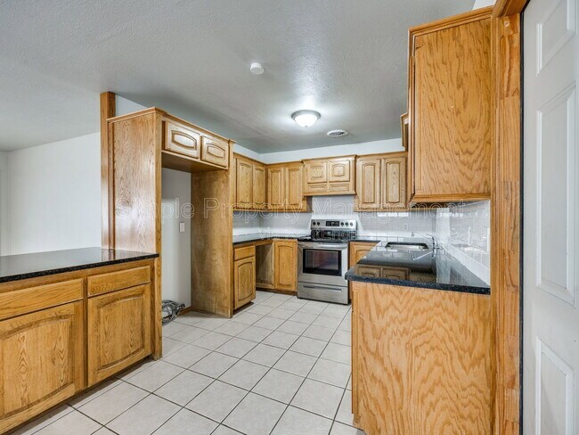 Foto del edificio - 1802 S Dille Ave