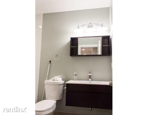 Building Photo - 3 br, 1.5 bath  - 10 Greenway Ct # 9
