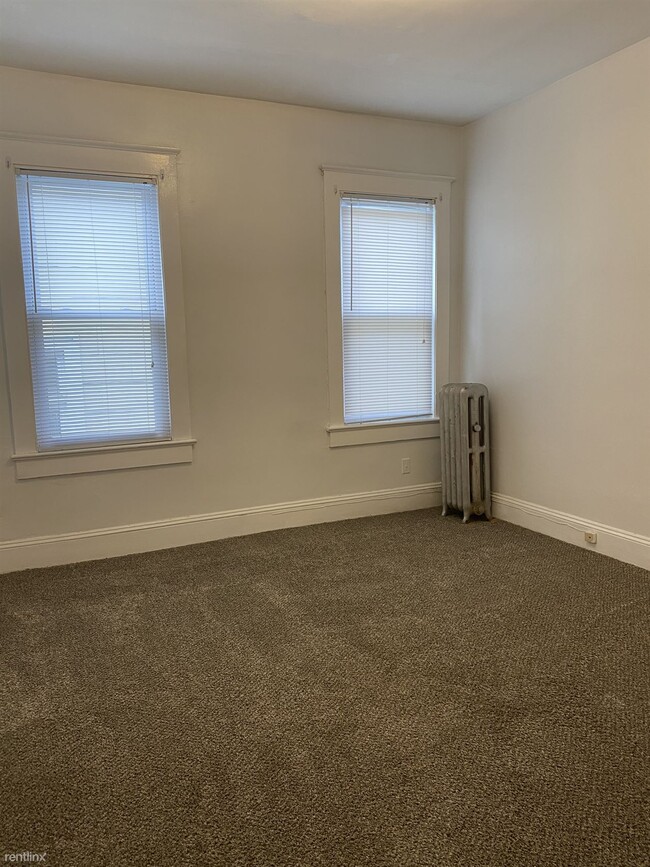 Foto del edificio - 2 br, 1 bath 4plex - 294 Academy St 294 Ac...