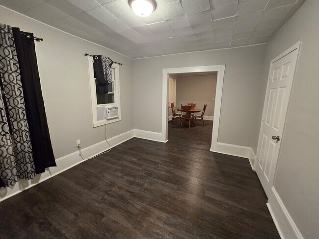 Foto del edificio - 3150 W 40th St