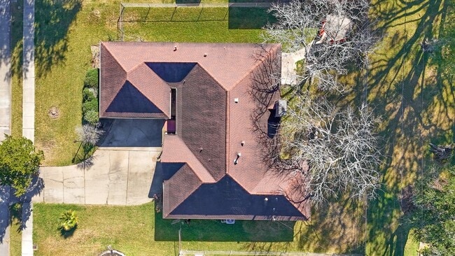 Foto del edificio - 1006 Bolton Dr