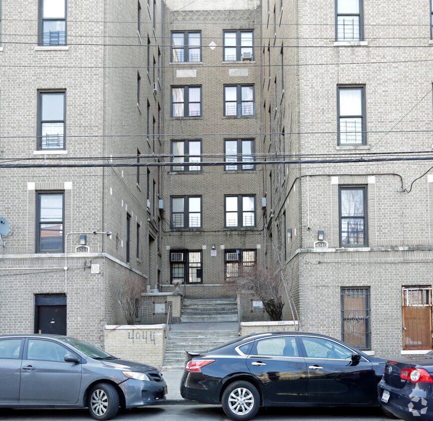 Foto del edificio - 4040-4044 Carpenter
