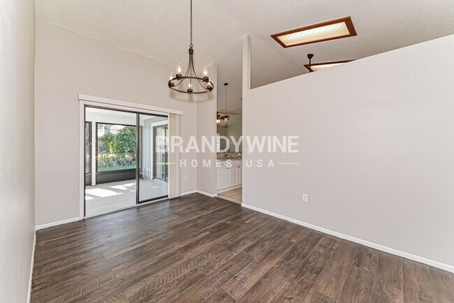 Building Photo - 5437 80th Ave Cir E