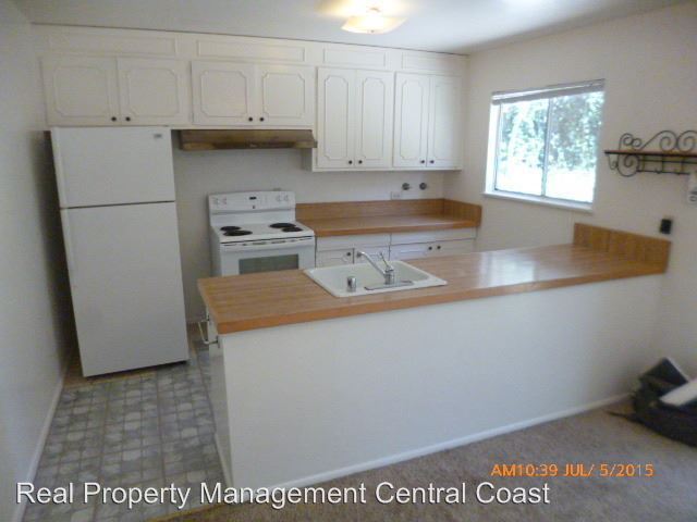 Building Photo - 318 Highland Dr