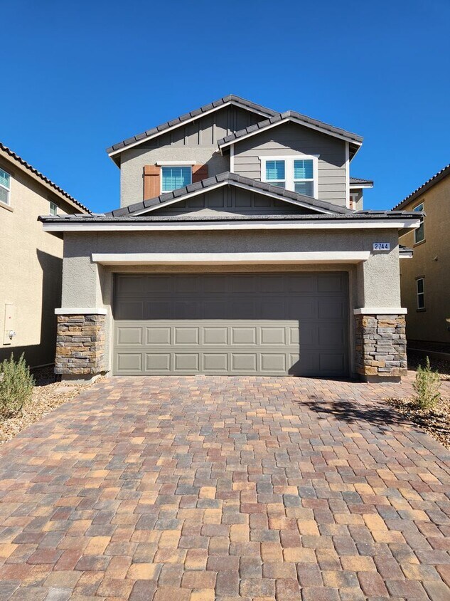 Foto principal - Modern Family Living on Tricase Street - 3...