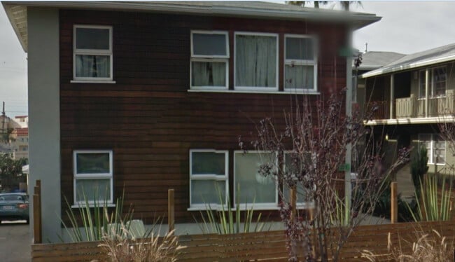 Building Photo - 229 1/2 3rd Ave.